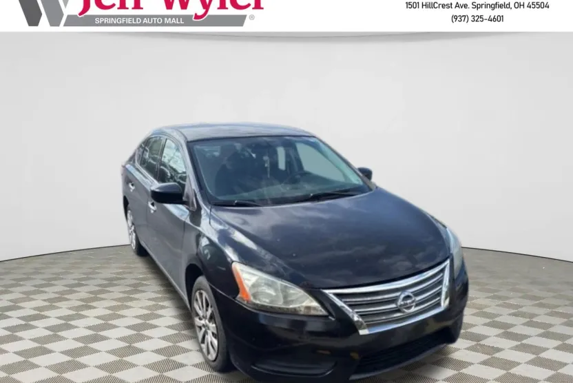 2015 Nissan Sentra SV photo 1