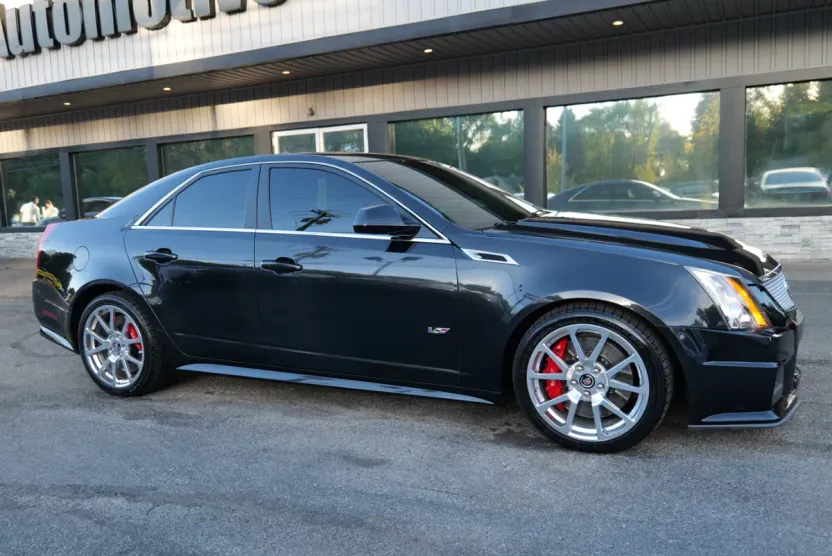 2013 Cadillac CTS V Sedan photo 1