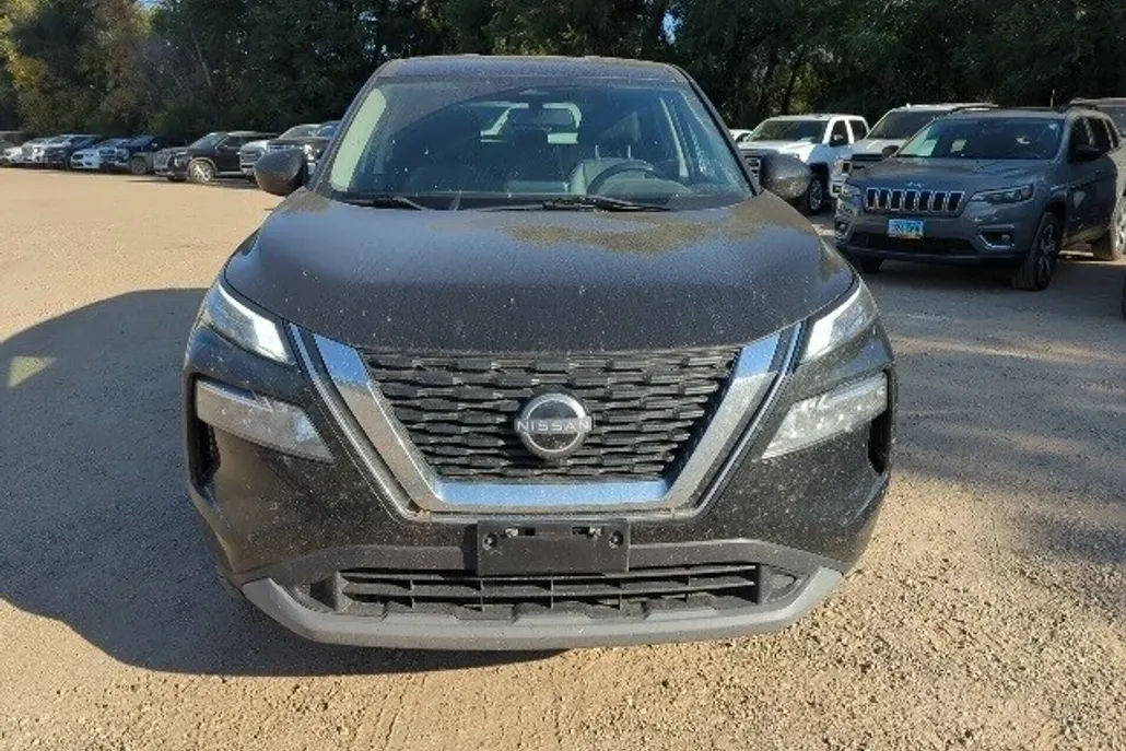 2023 Nissan Rogue SV photo 1