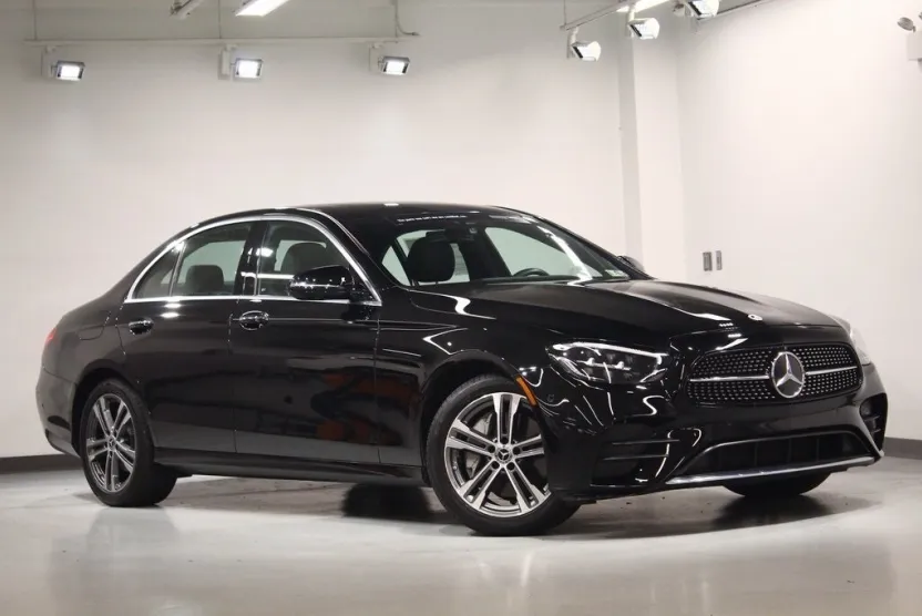 2022 Mercedes Benz E 350 photo 1
