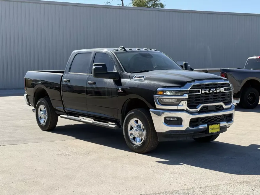 2025 Ram 2500 Tradesman photo 1