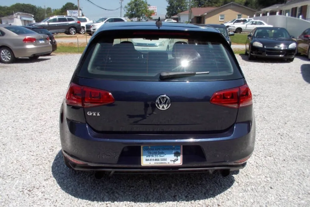 2016 Volkswagen Golf GTI Base SE Autobahn photo 1