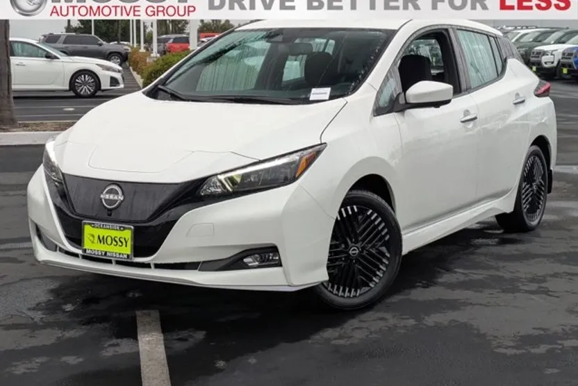 2024 Nissan Leaf SV Plus photo 1