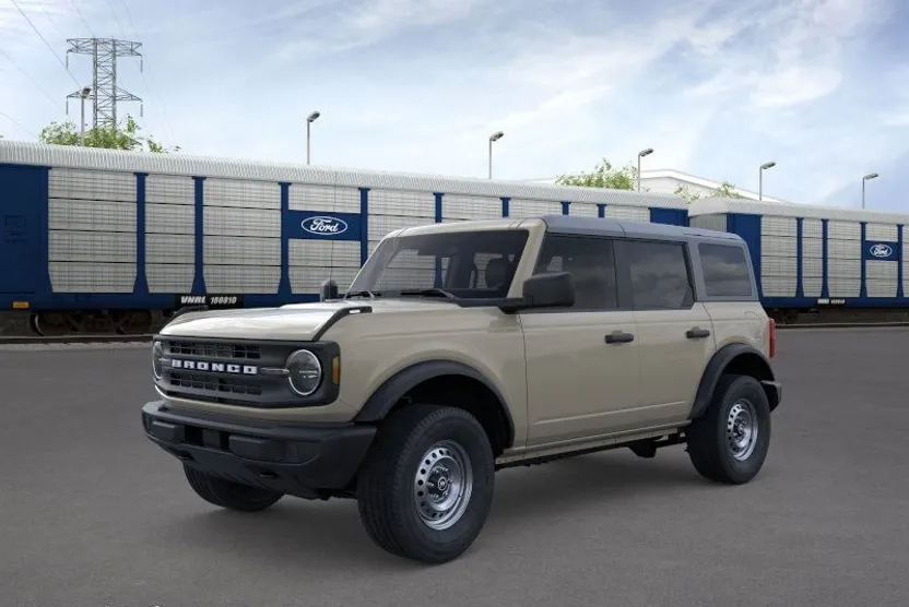 2025 Ford Bronco Base photo 13
