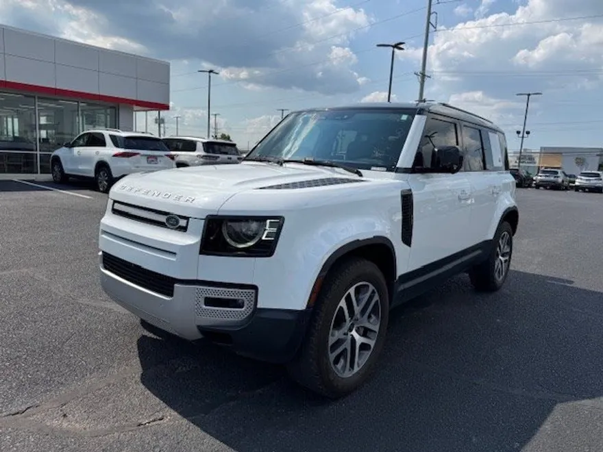 2020 Land Rover Defender 110 HSE photo 1