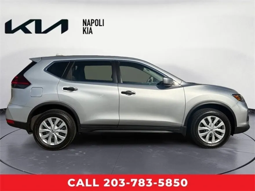 2020 Nissan Rogue S photo 1