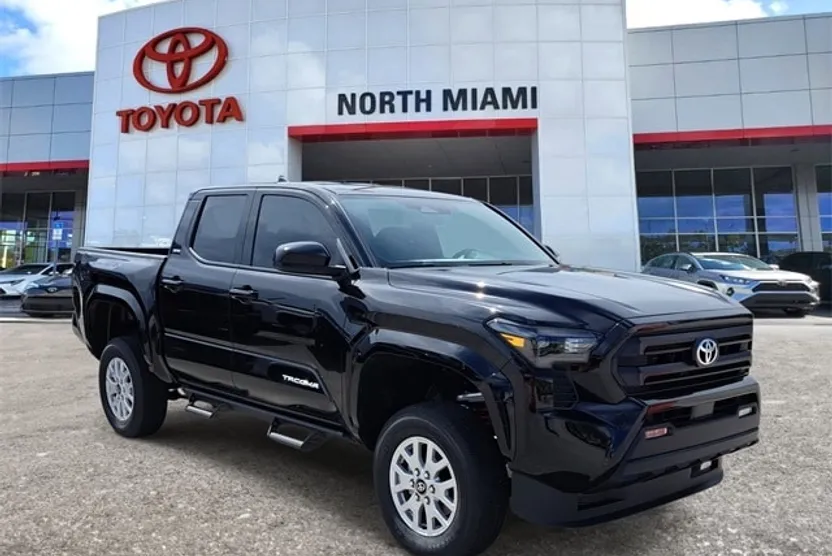 2025 Toyota Tacoma SR5 photo 1