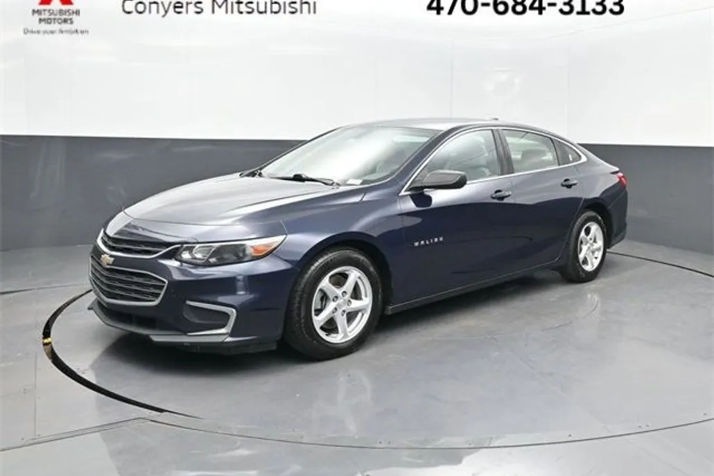 2018 Chevrolet Malibu LS photo 1