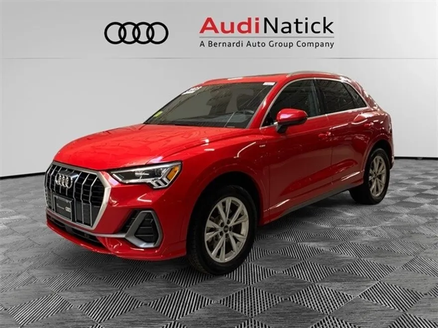 2023 Audi Q3 S line Premium Plus photo 1