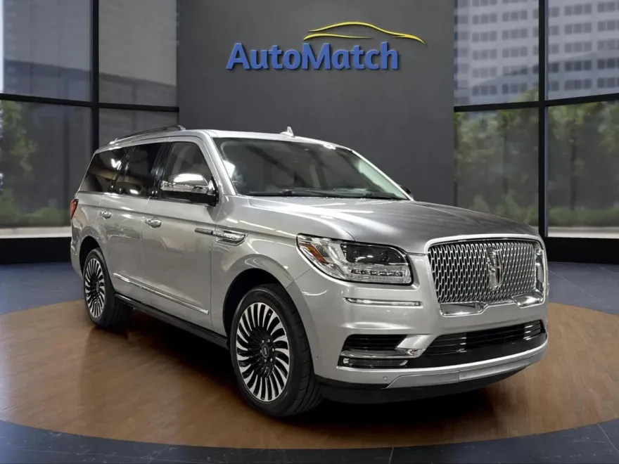 2021 Lincoln Navigator Black Label photo 1