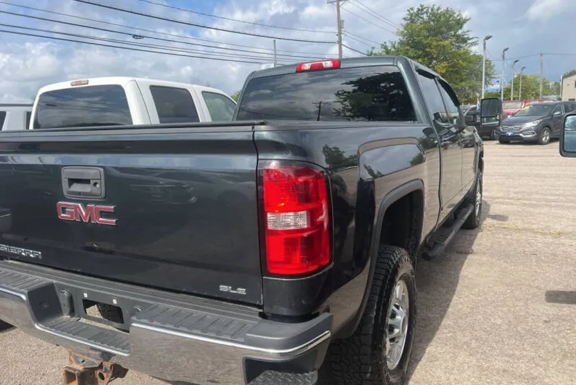 2018 Gmc Sierra SLE photo 1