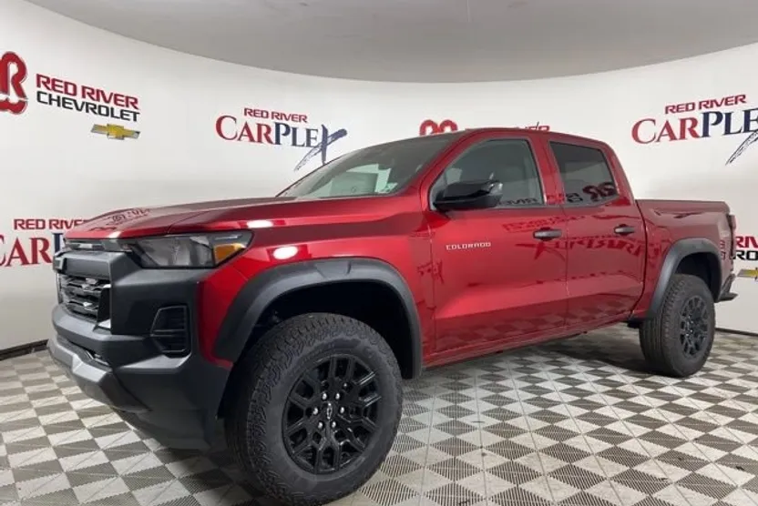 2026 Chevrolet Colorado Trail Boss photo 1