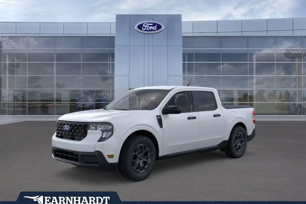 2025 Ford Maverick XLT photo 1