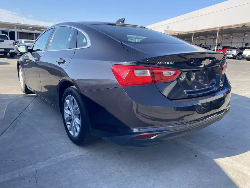 2023 Chevrolet Malibu 1LT photo 1