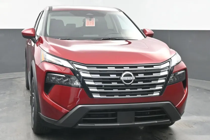 2026 Nissan Rogue SV photo 1