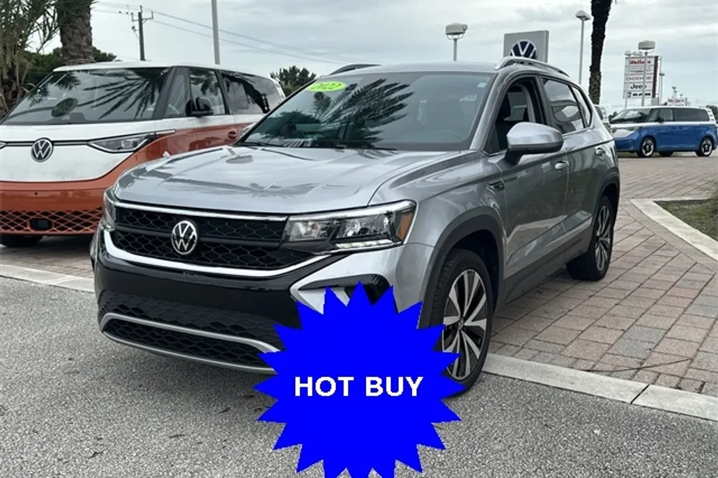 2022 Volkswagen Tiguan SE photo 1
