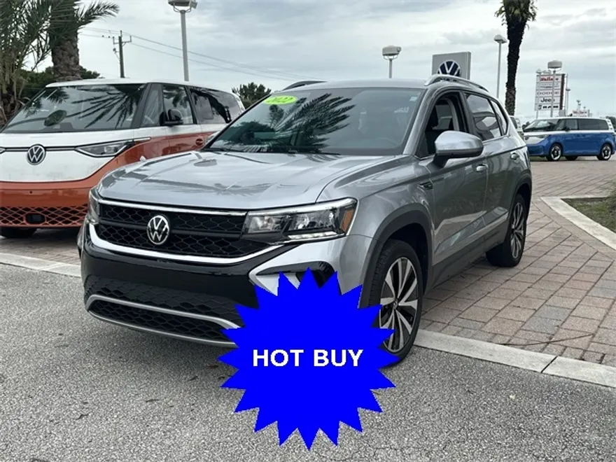 2022 Volkswagen Tiguan SE photo 1
