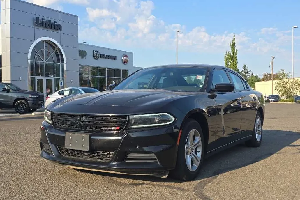 2022 Dodge Charger SXT photo 1