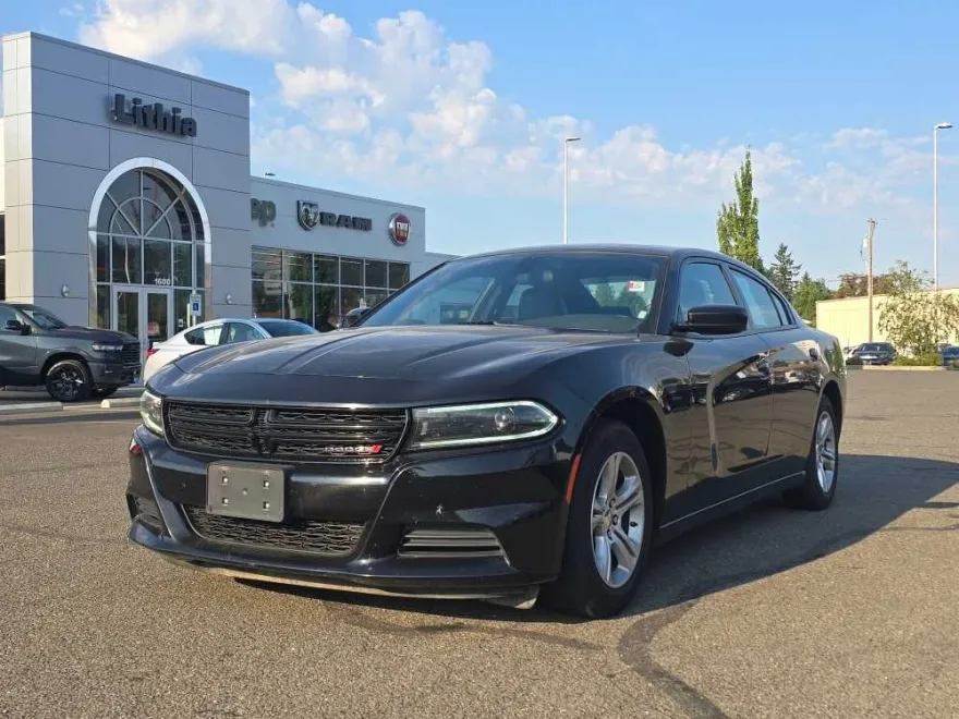 2022 Dodge Charger SXT photo 1