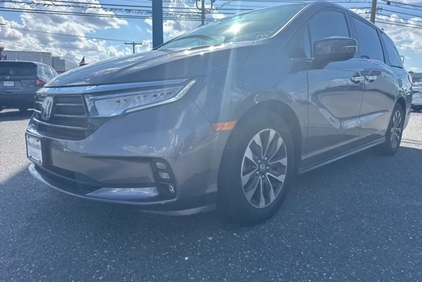 2023 Honda Odyssey EX-L photo 1