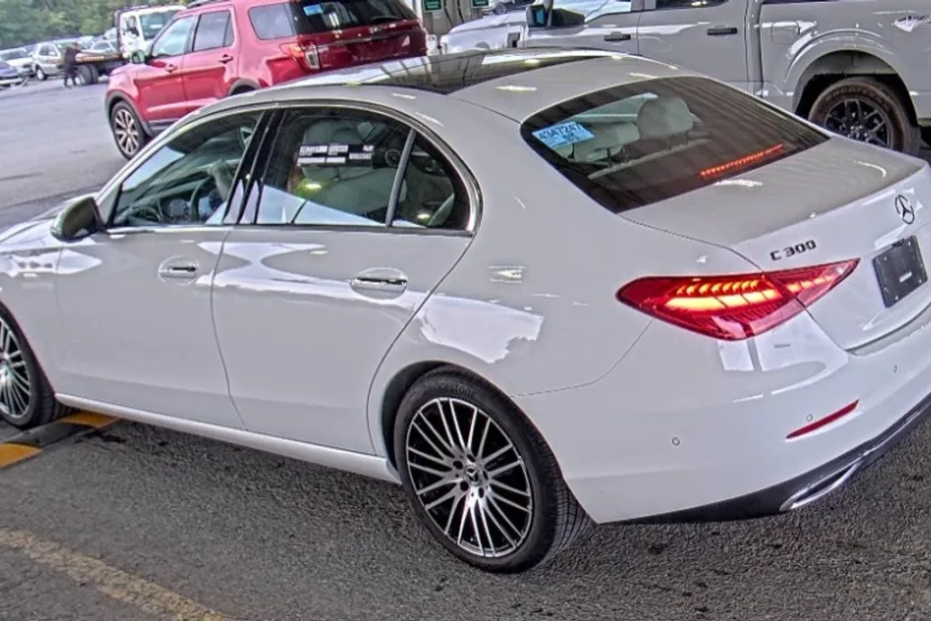 2025 Mercedes Benz C 300 4MATIC Sedan photo 1