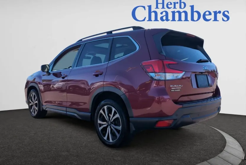 2021 Subaru Forester Limited photo 1