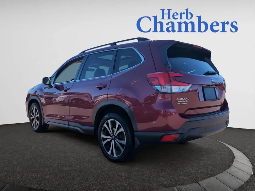 2021 Subaru Forester Limited photo 1