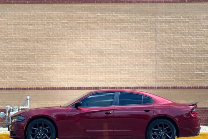 2021 Dodge Charger SXT photo 1