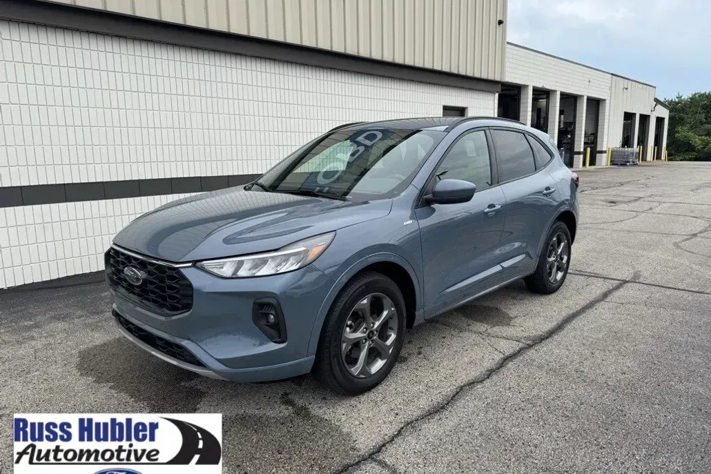 2023 Ford Escape ST-Line Select photo 1