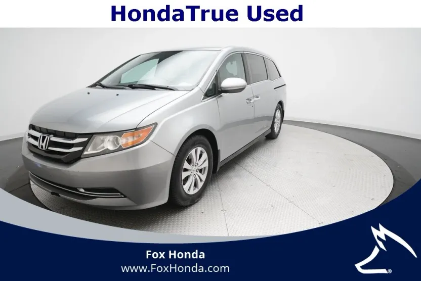 2016 Honda Odyssey SE photo 1