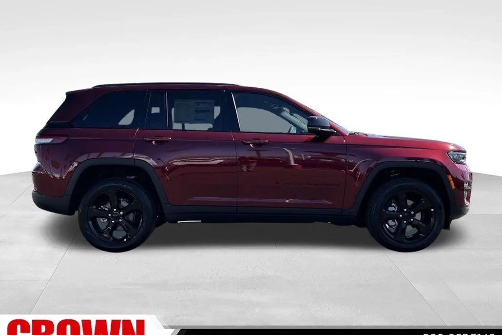 2024 Jeep Grand Cherokee Limited photo 1