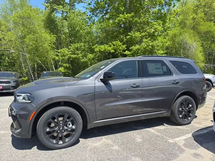 2025 Dodge Durango R/T photo 1