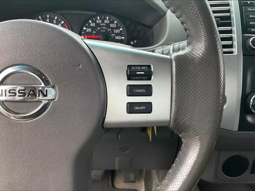2017 Nissan Frontier SV photo 19