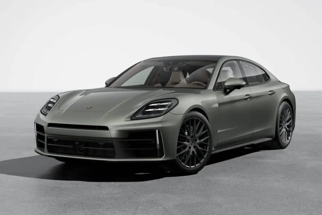 2026 Porsche Panamera E-Hybrid 4 photo 1