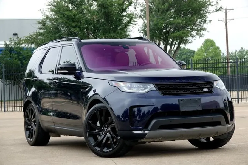 2020 Land Rover Discovery HSE photo 1