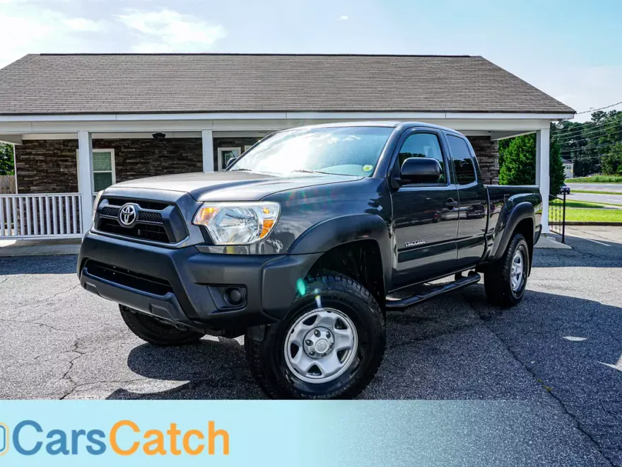 2013 Toyota Tacoma photo 1