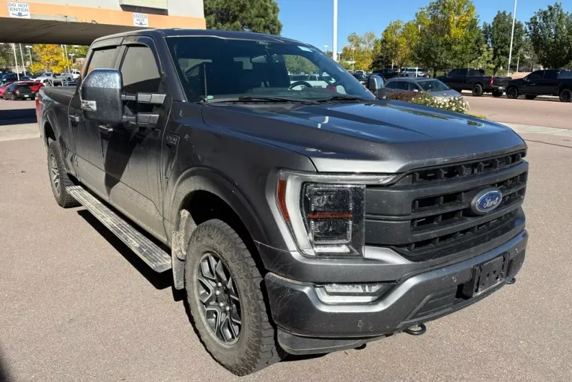 2022 Ford F-150 Lariat photo 1