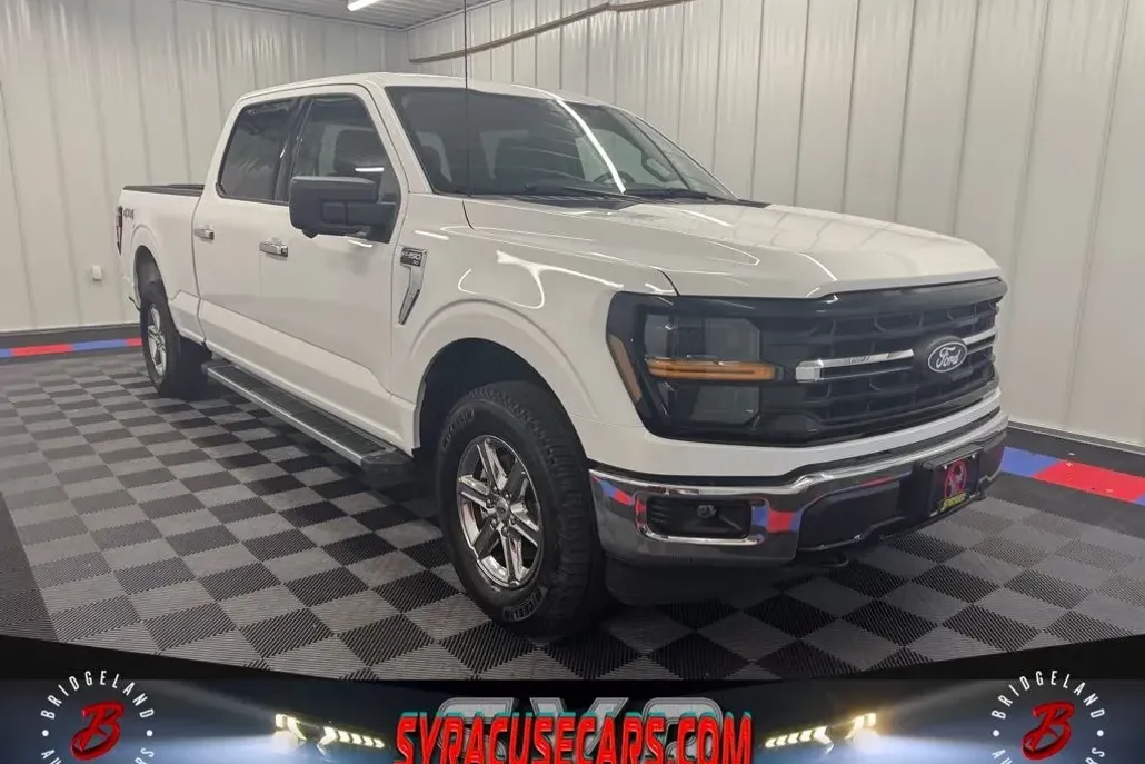 2024 Ford F-150 XLT photo 1