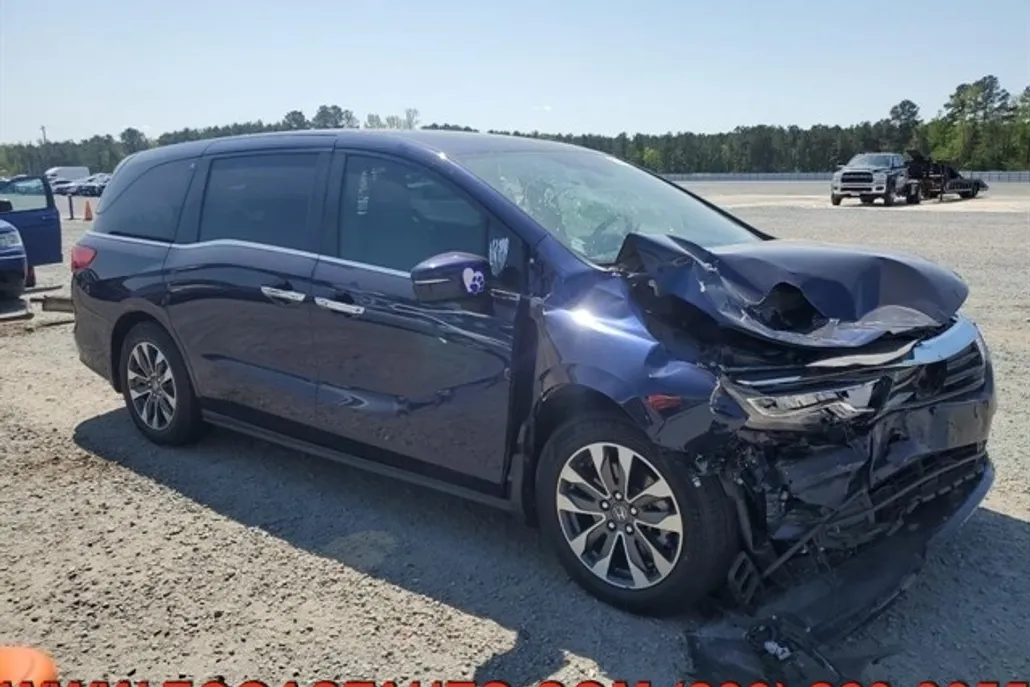 2023 Honda Odyssey EX-L photo 1