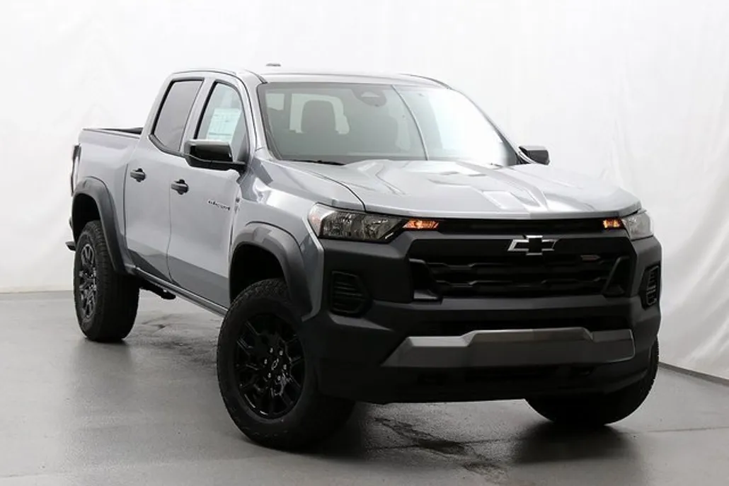 2026 Chevrolet Colorado Trail Boss photo 1