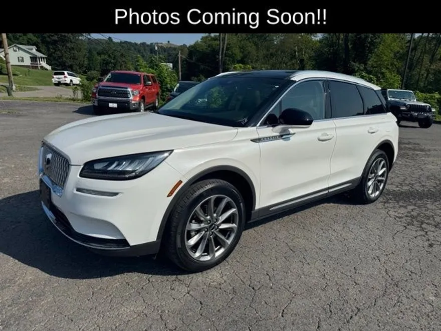 2022 Lincoln Corsair Standard photo 1