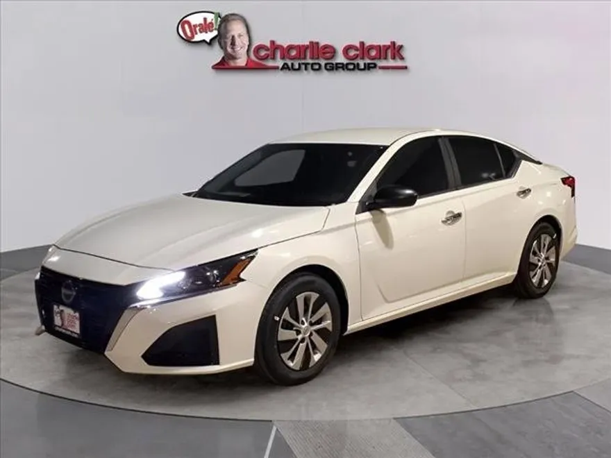 2025 Nissan Altima 2.5 S photo 1
