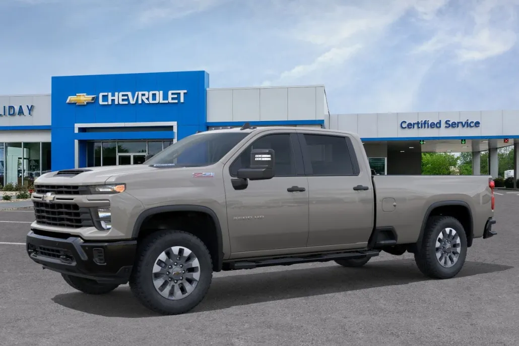 2026 Chevrolet Silverado 2500HD Custom photo 1