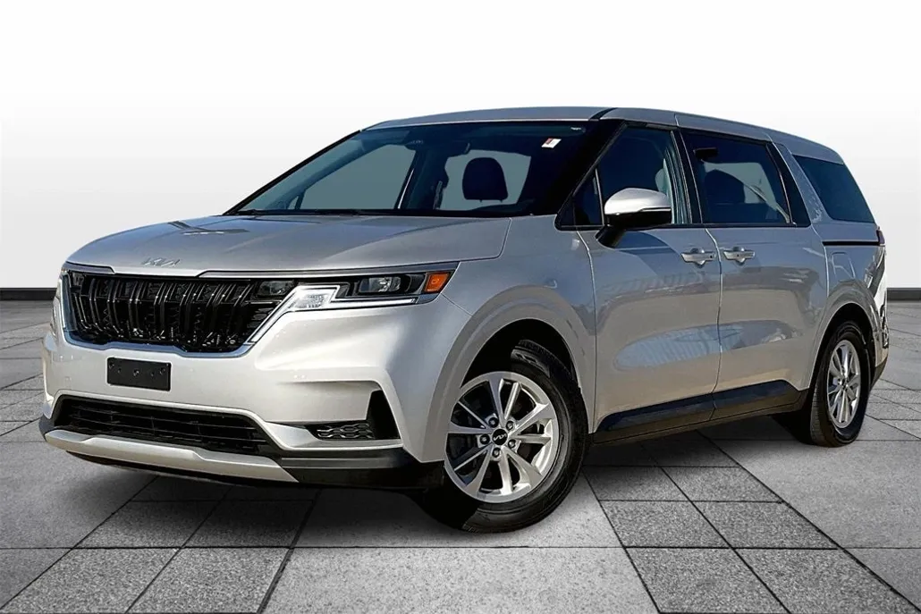 2022 Kia Carnival LXS photo 1