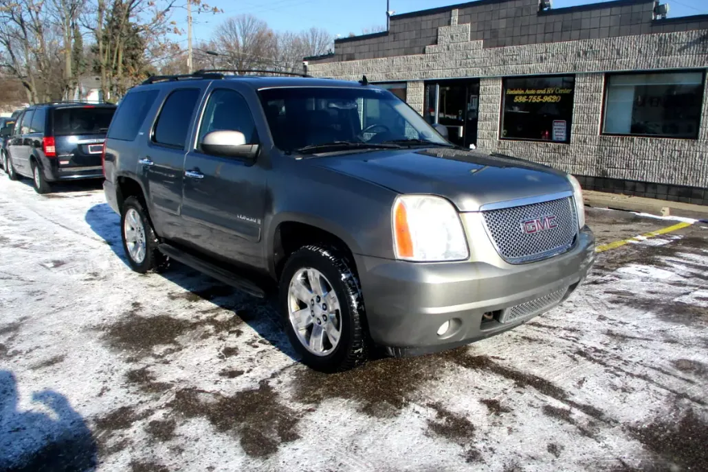 2009 Gmc Yukon photo 1