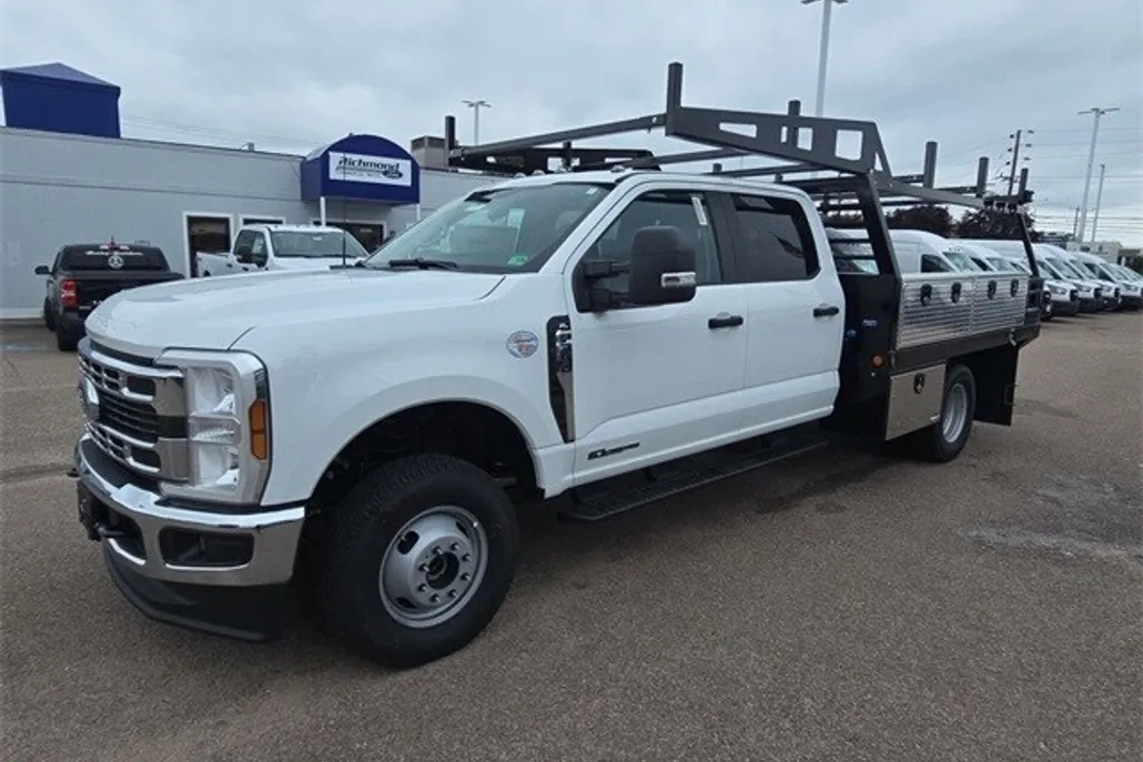 2025 Ford F-350 XL photo 1