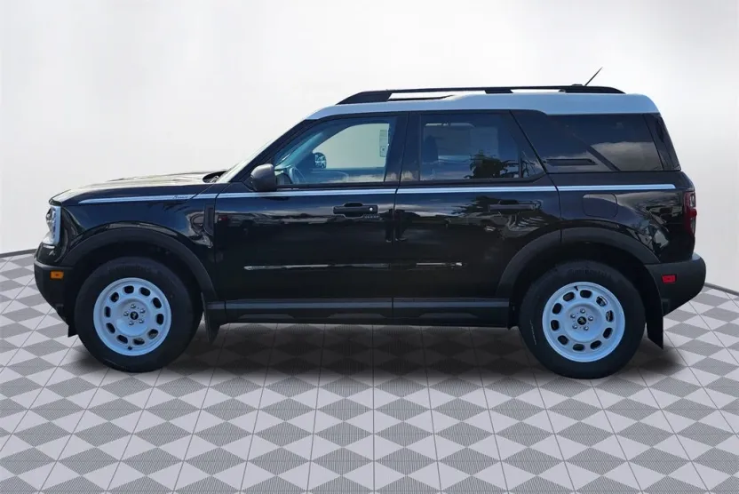 2025 Ford Bronco Sport Heritage photo 1