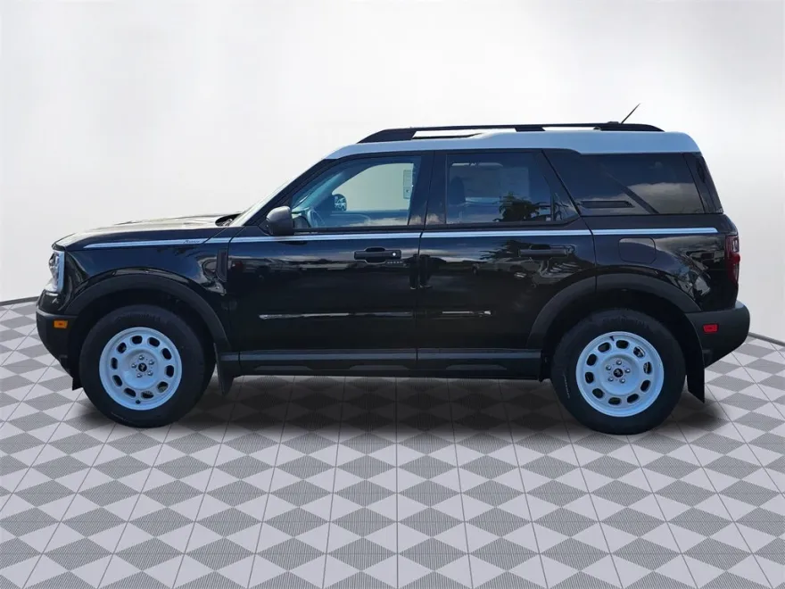2025 Ford Bronco Sport Heritage photo 1