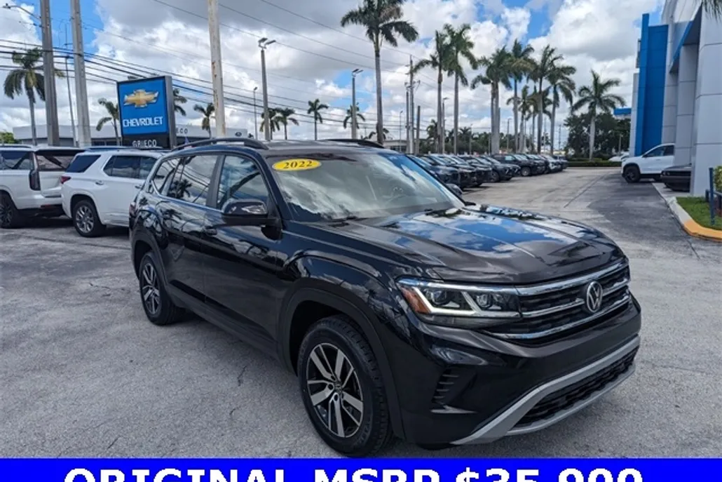 2022 Volkswagen Atlas SE photo 1