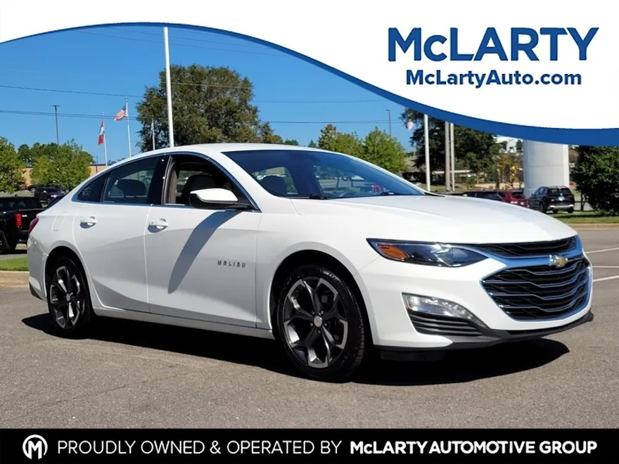 2023 Chevrolet Malibu 1LT photo 1